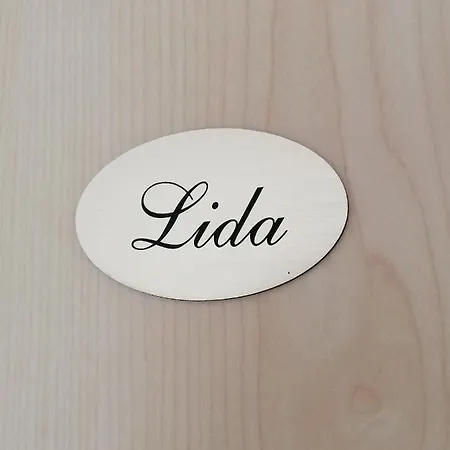 アパート Lily Punta Skala