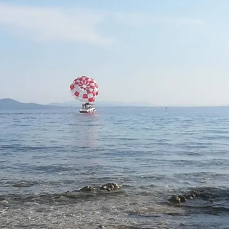 Lily Punta Skala アパート ペトルチャネ