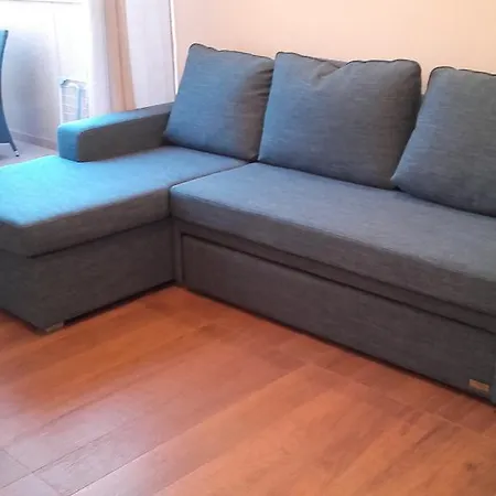 Lily Punta Skala アパート *