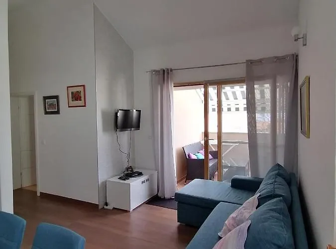 Lily Punta Skala Petrcane