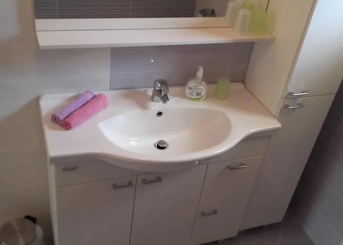 شقة Lily Punta Skala بيتريتْشاني